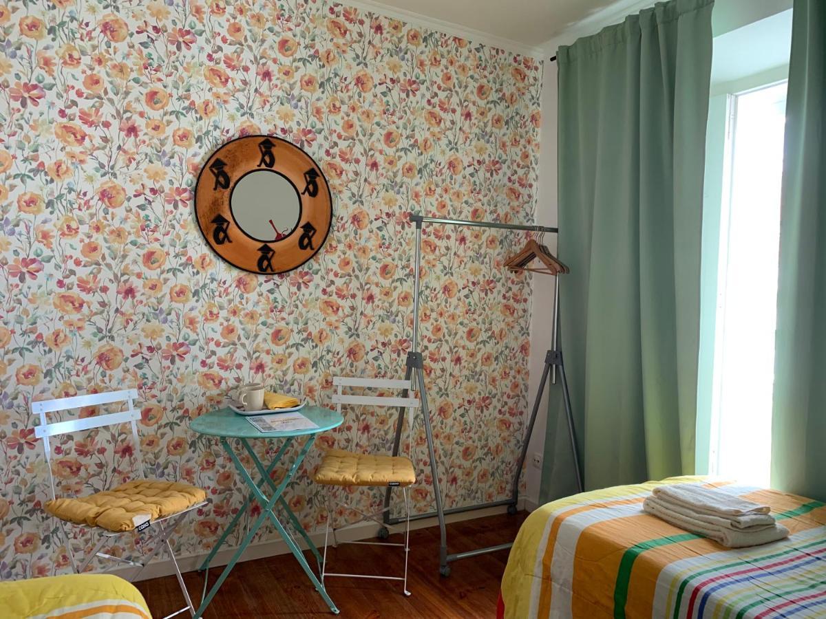 Guesthouse Pena Lisbon Exterior photo